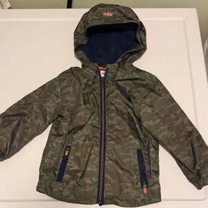 Kids boys toddler Camouflage Hooded rain coat Jacket - by Mayoral size 2 2T